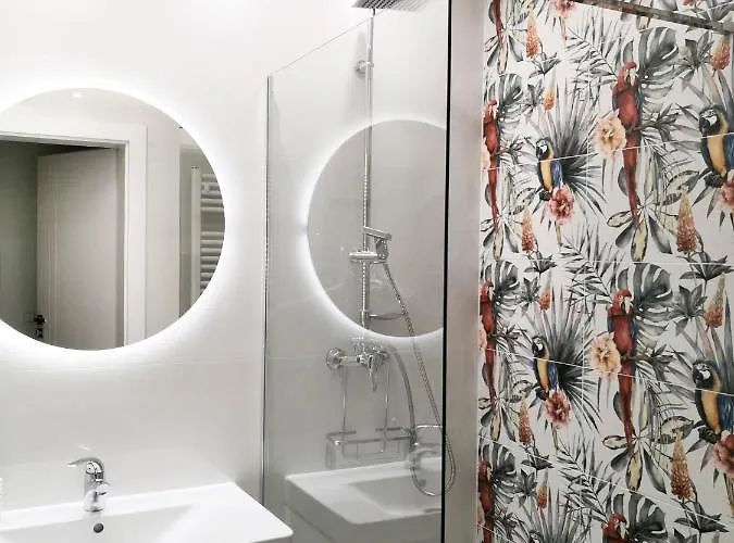 Pod Papugami W Porto * Леба